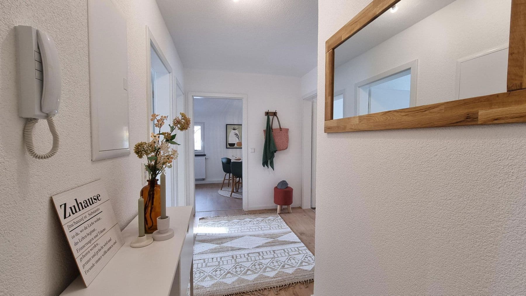 Prenájom bytu 4-izbový 64 m², Albstadt, Bádensko-Wurttembersko Prenájom bytu 4-izbový 64 m², Albstadt, Bádensko-Wurttembersko