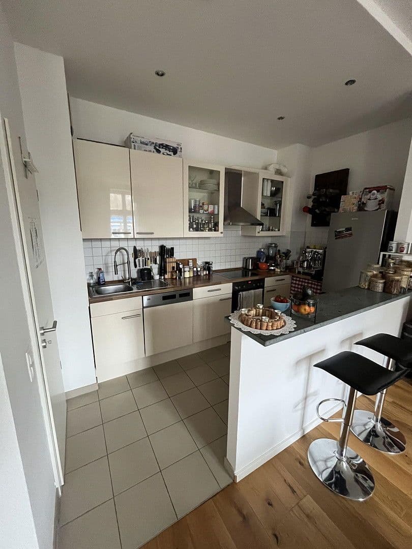 Prenájom bytu 2-izbový 60 m², Else-Lang-Str. 10, Köln, Severné Porýnie - Westfálsko Prenájom bytu 2-izbový 60 m², Else-Lang-Str. 10, Köln, Severné Porýnie - Westfálsko