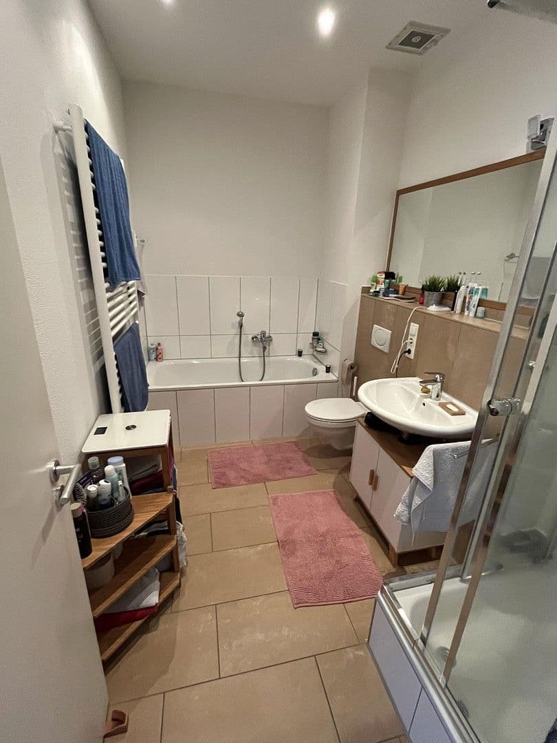 Prenájom bytu 2-izbový 60 m², Else-Lang-Str. 10, Köln, Severné Porýnie - Westfálsko Prenájom bytu 2-izbový 60 m², Else-Lang-Str. 10, Köln, Severné Porýnie - Westfálsko