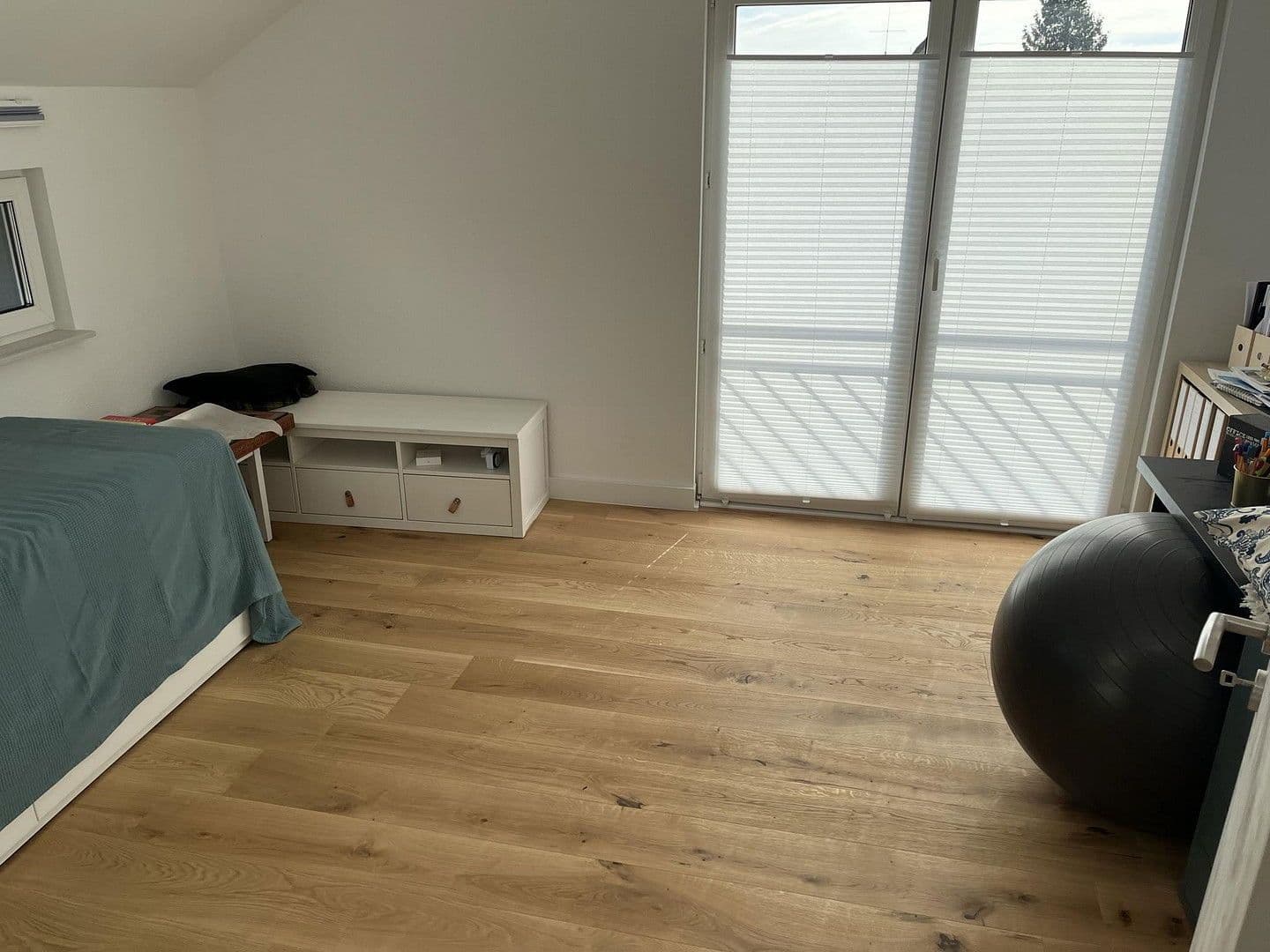 Predaj domu 155 m², pozemek 869 m², Kassel, Hesensko Predaj domu 155 m², pozemek 869 m², Kassel, Hesensko