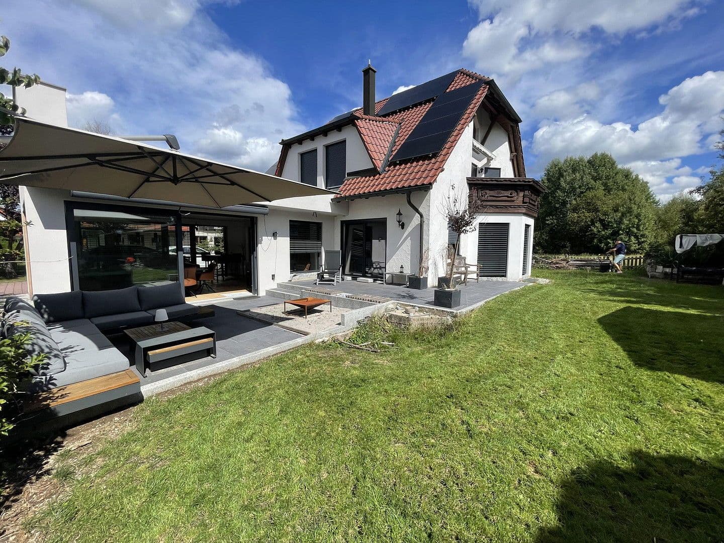 Predaj domu 290 m², pozemek 630 m², Burgthann, Bavorsko Predaj domu 290 m², pozemek 630 m², Burgthann, Bavorsko