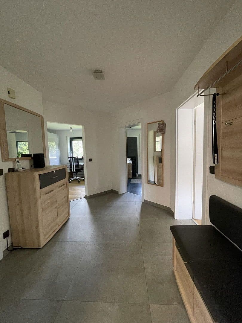 Predaj domu 290 m², pozemek 630 m², Burgthann, Bavorsko Predaj domu 290 m², pozemek 630 m², Burgthann, Bavorsko