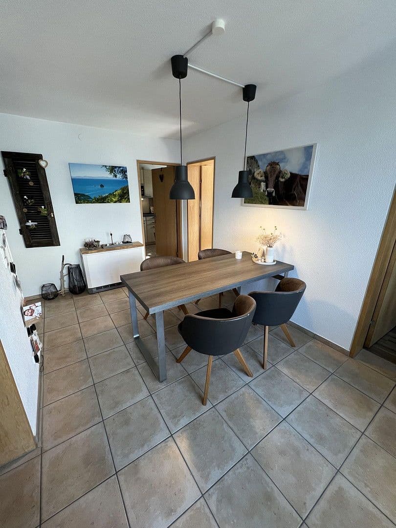 Predaj bytu 3-izbový 81 m², Wunnensteinstraße 1, Allmersbach im Tal, Bádensko-Wurttembersko Predaj bytu 3-izbový 81 m², Wunnensteinstraße 1, Allmersbach im Tal, Bádensko-Wurttembersko