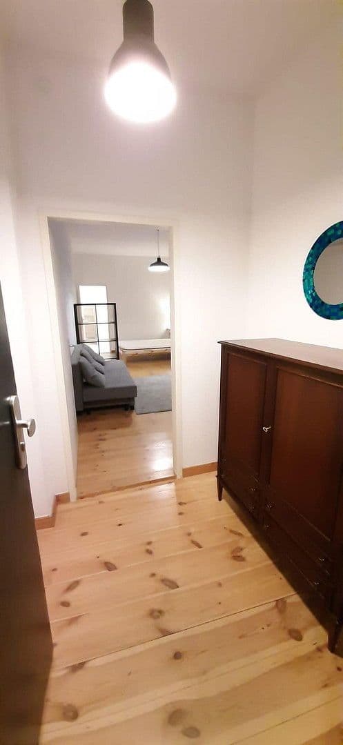 Prenájom bytu 1-izbový 36 m², Berlin, Berlín Prenájom bytu 1-izbový 36 m², Berlin, Berlín