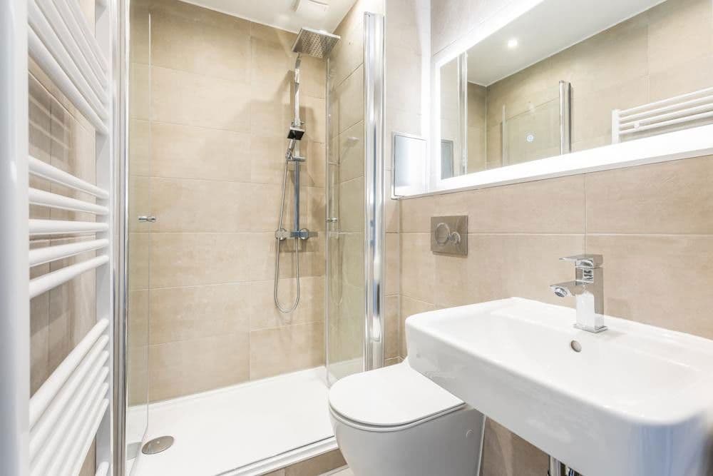 Prenájom bytu 3-izbový 60 m², Bremen, Brémy Prenájom bytu 3-izbový 60 m², Bremen, Brémy