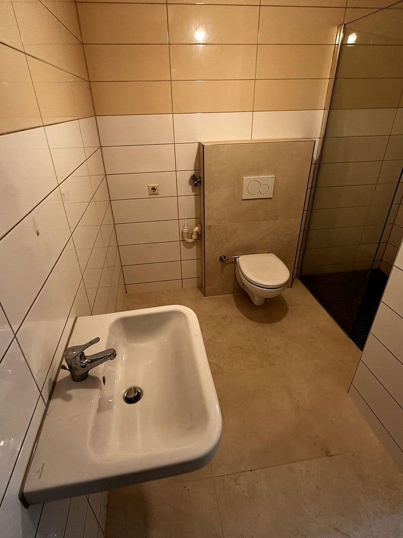 Prenájom bytu 2-izbový 44 m², Rüsselsheim am Main, Hesensko Prenájom bytu 2-izbový 44 m², Rüsselsheim am Main, Hesensko