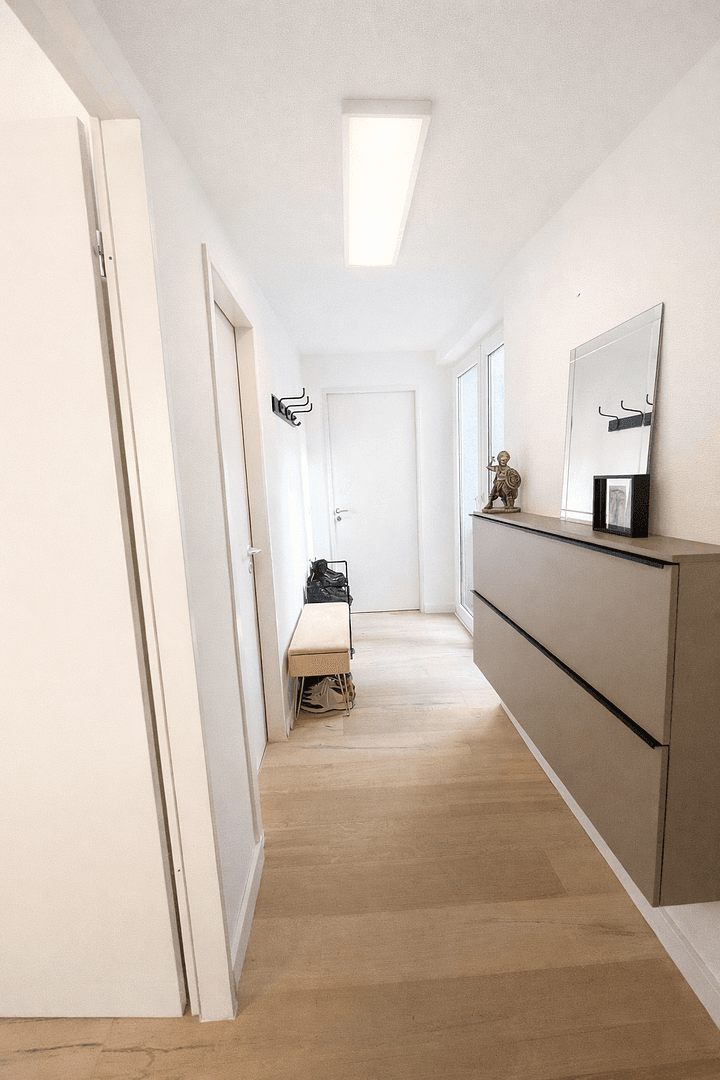 Prenájom bytu 2-izbový 79 m², Krefelder Str. 10, Köln, Severné Porýnie - Westfálsko Prenájom bytu 2-izbový 79 m², Krefelder Str. 10, Köln, Severné Porýnie - Westfálsko