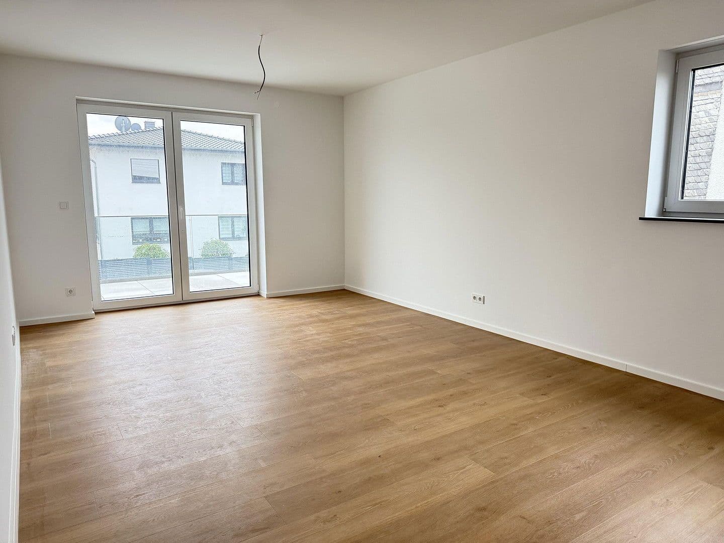 Prenájom bytu 3-izbový 80 m², Diez, Porýnie-Falcko Prenájom bytu 3-izbový 80 m², Diez, Porýnie-Falcko