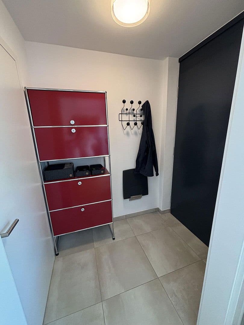 Predaj domu 187 m², pozemek 351 m², Kirchheim unter Teck, Bádensko-Wurttembersko Predaj domu 187 m², pozemek 351 m², Kirchheim unter Teck, Bádensko-Wurttembersko