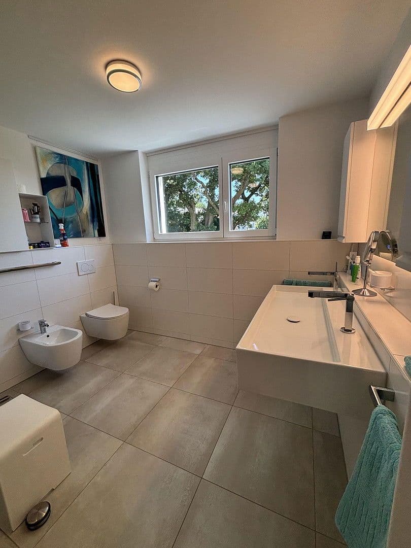 Predaj domu 187 m², pozemek 351 m², Kirchheim unter Teck, Bádensko-Wurttembersko Predaj domu 187 m², pozemek 351 m², Kirchheim unter Teck, Bádensko-Wurttembersko