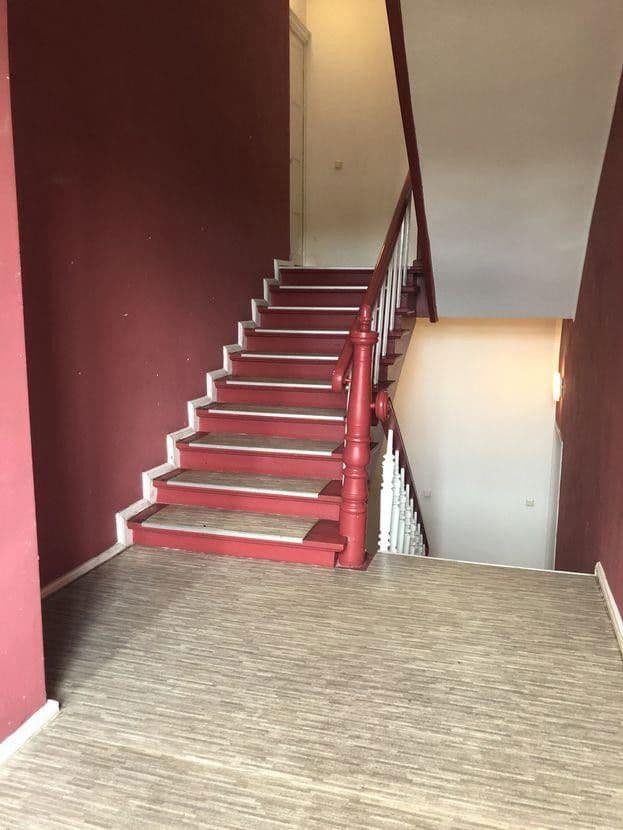 Prenájom bytu 4-izbový 105 m², Leipzigerstraße 19, Frankfurt Oder, Brandenbursko Prenájom bytu 4-izbový 105 m², Leipzigerstraße 19, Frankfurt Oder, Brandenbursko