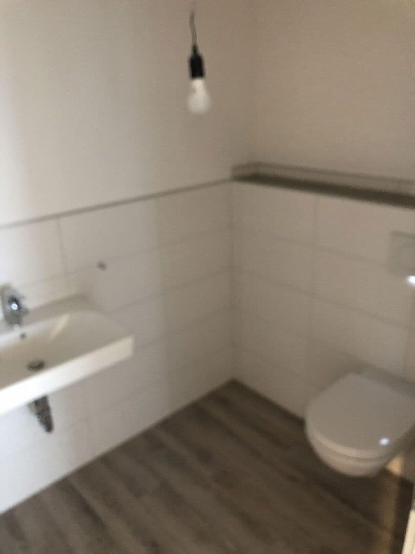 Prenájom bytu 4-izbový 110 m², Forsthausstrasse 5, Marburg, Hesensko Prenájom bytu 4-izbový 110 m², Forsthausstrasse 5, Marburg, Hesensko