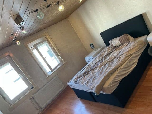 Predaj domu 120 m², pozemek 168 m², Max-Planck-Straße 12, Obertshausen, Hesensko Predaj domu 120 m², pozemek 168 m², Max-Planck-Straße 12, Obertshausen, Hesensko