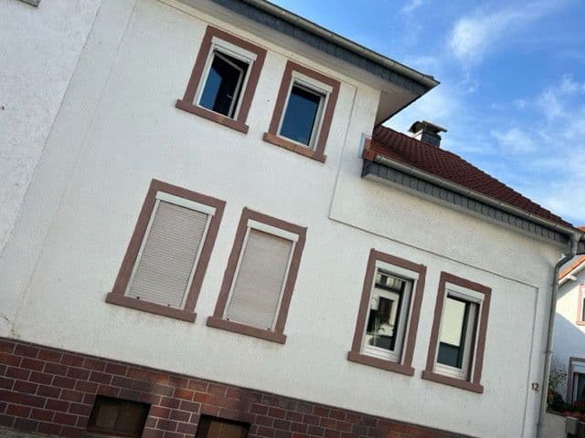 Predaj domu 120 m², pozemek 168 m², Max-Planck-Straße 12, Obertshausen, Hesensko Predaj domu 120 m², pozemek 168 m², Max-Planck-Straße 12, Obertshausen, Hesensko