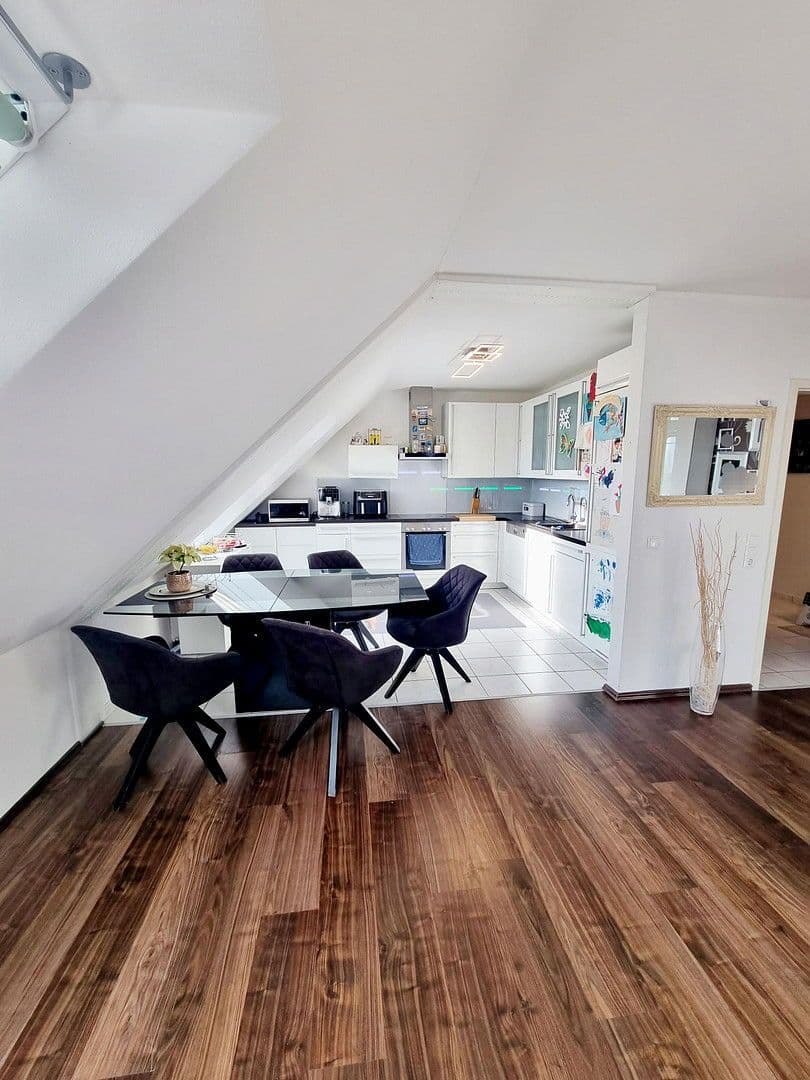 Predaj bytu 4-izbový 107 m², Borkumerstr.1, Wiesbaden, Hesensko Predaj bytu 4-izbový 107 m², Borkumerstr.1, Wiesbaden, Hesensko