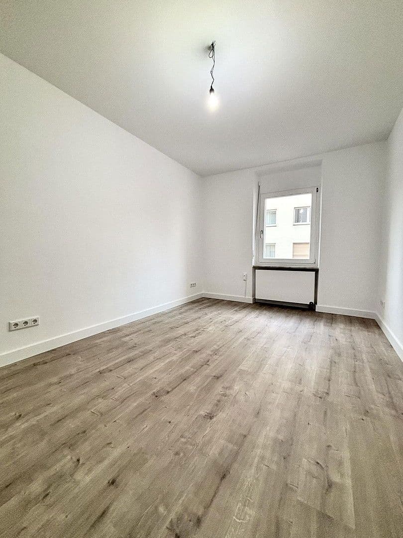 Prenájom bytu 3-izbový 68 m², Strauchstraße 24, Nürnberg, Bavorsko Prenájom bytu 3-izbový 68 m², Strauchstraße 24, Nürnberg, Bavorsko