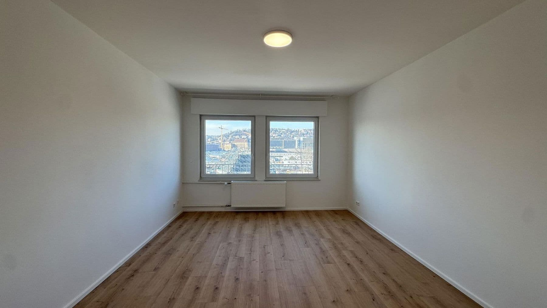 Prenájom bytu 6-izbový 138 m², Willy-Brandt-Straße 28, Stuttgart, Bádensko-Wurttembersko Prenájom bytu 6-izbový 138 m², Willy-Brandt-Straße 28, Stuttgart, Bádensko-Wurttembersko