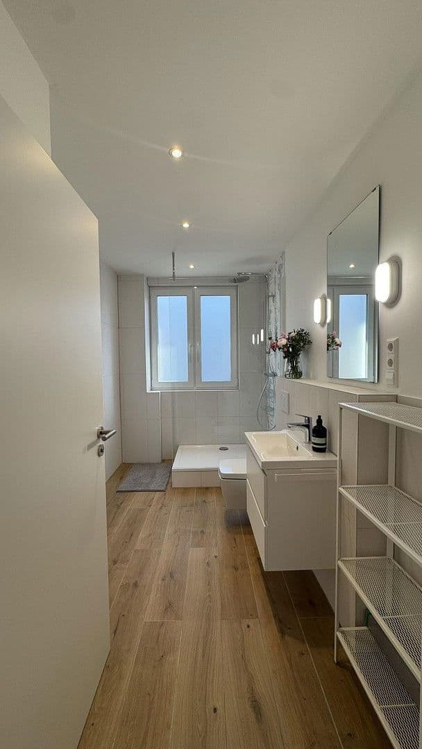 Prenájom bytu 6-izbový 138 m², Willy-Brandt-Straße 28, Stuttgart, Bádensko-Wurttembersko Prenájom bytu 6-izbový 138 m², Willy-Brandt-Straße 28, Stuttgart, Bádensko-Wurttembersko