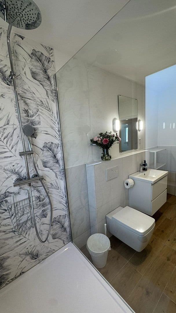 Prenájom bytu 6-izbový 138 m², Willy-Brandt-Straße 28, Stuttgart, Bádensko-Wurttembersko Prenájom bytu 6-izbový 138 m², Willy-Brandt-Straße 28, Stuttgart, Bádensko-Wurttembersko