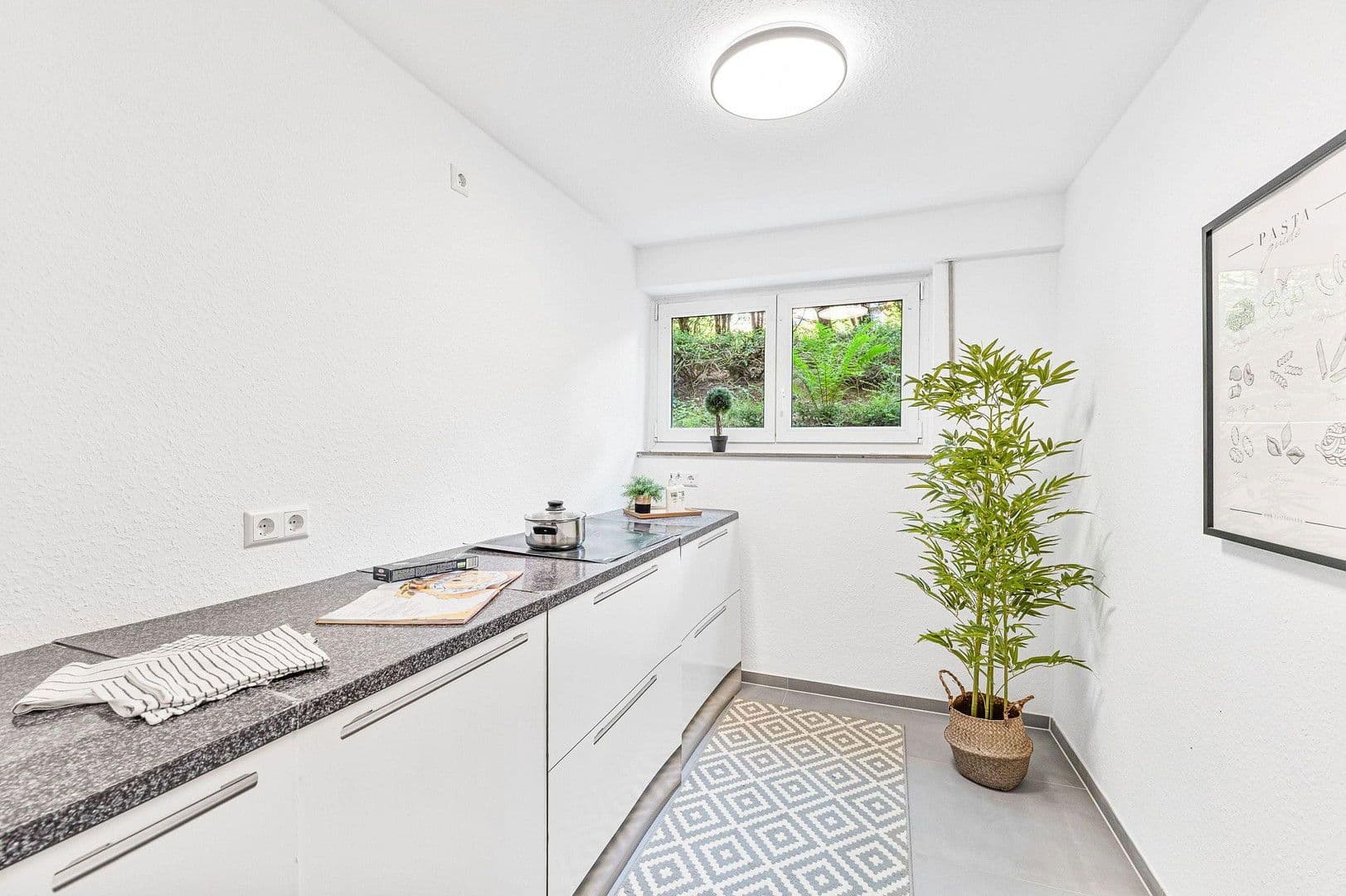 Prenájom bytu 3-izbový 64 m², Korb, Bádensko-Wurttembersko Prenájom bytu 3-izbový 64 m², Korb, Bádensko-Wurttembersko