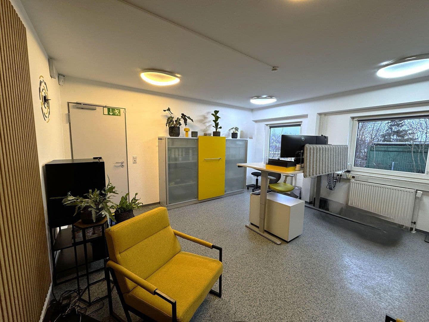 Prenájom kancelárie 215 m², Eisingen, Bavorsko Prenájom kancelárie 215 m², Eisingen, Bavorsko