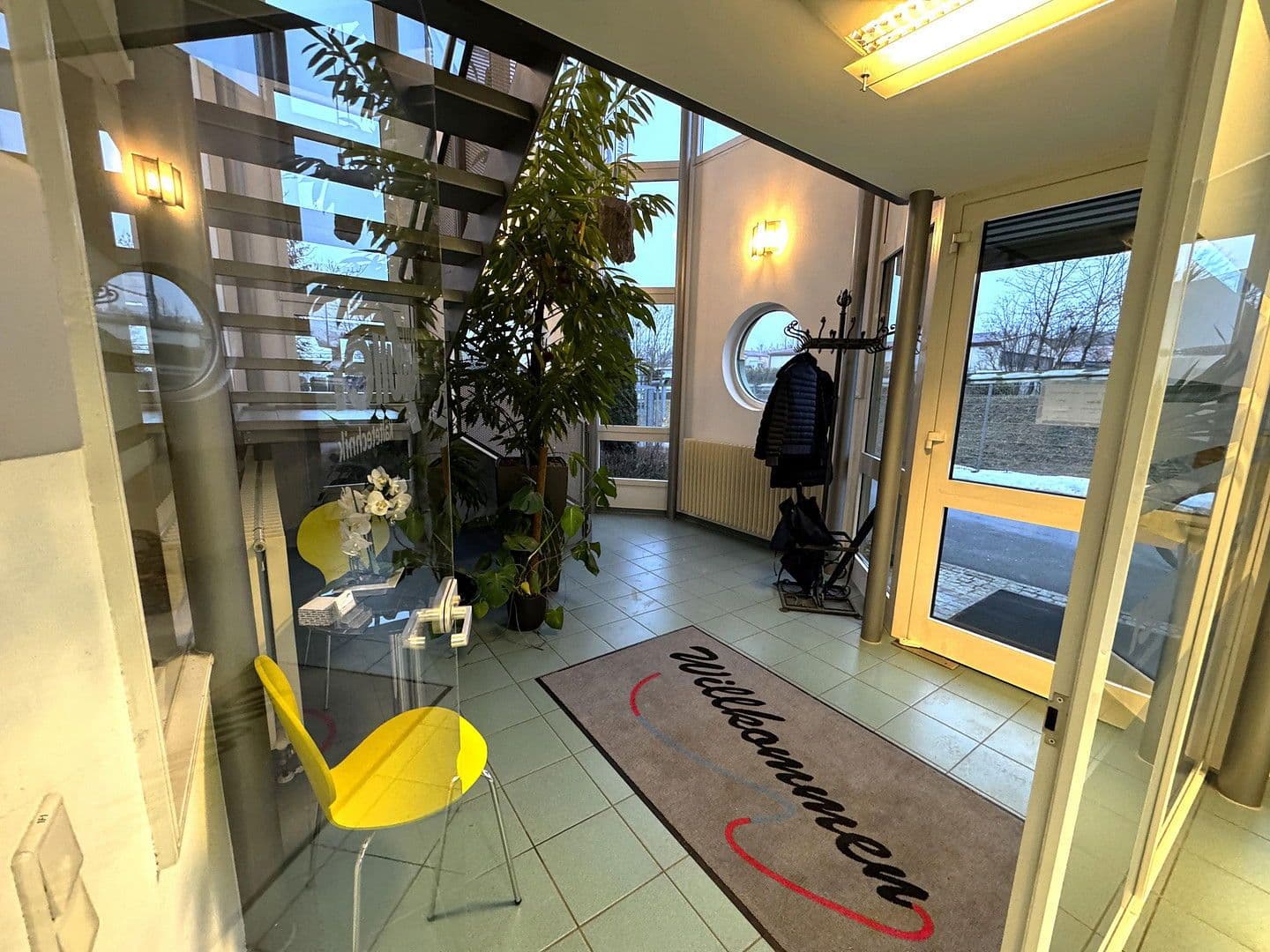 Prenájom kancelárie 215 m², Eisingen, Bavorsko Prenájom kancelárie 215 m², Eisingen, Bavorsko