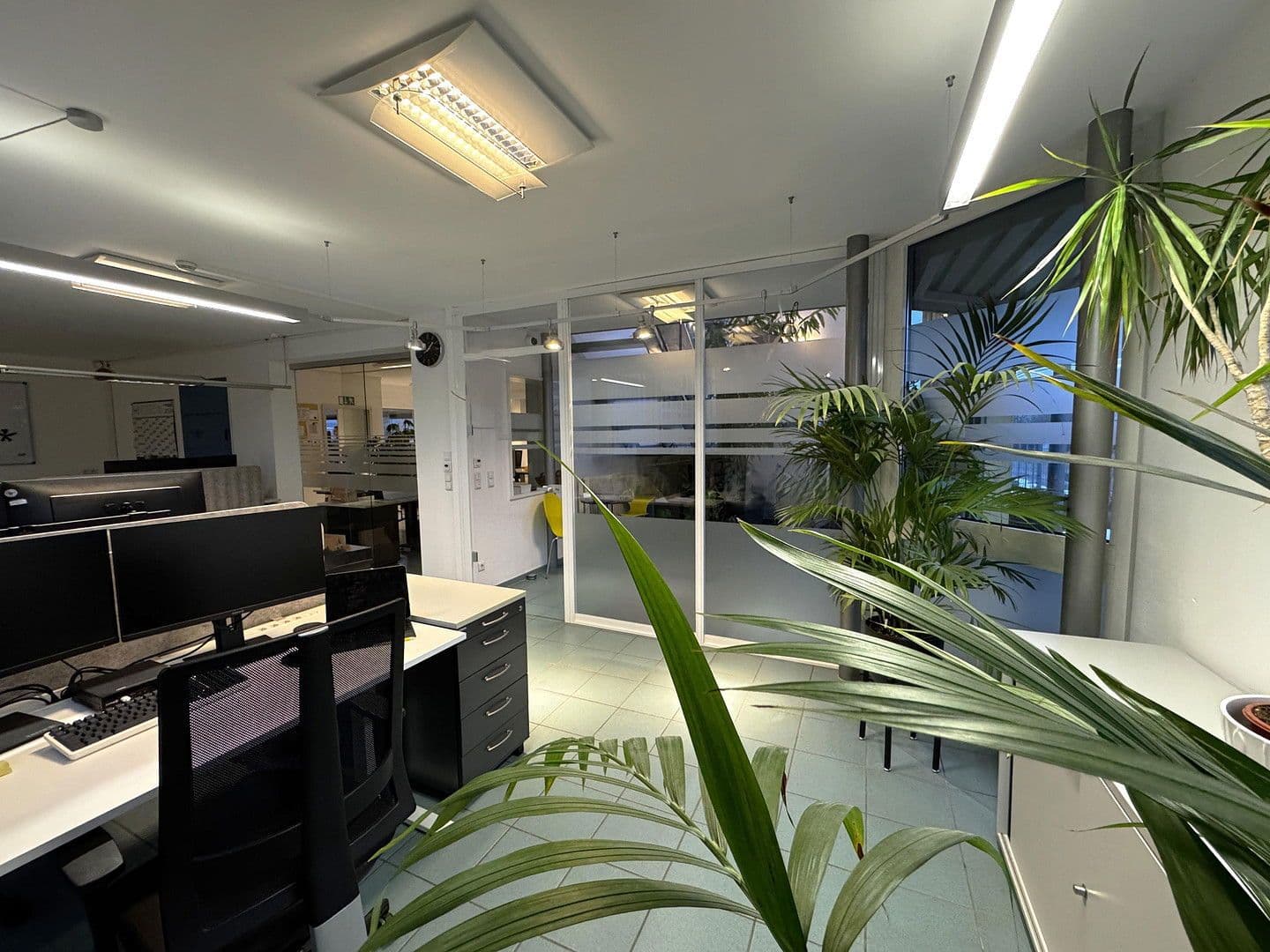 Prenájom kancelárie 215 m², Eisingen, Bavorsko Prenájom kancelárie 215 m², Eisingen, Bavorsko