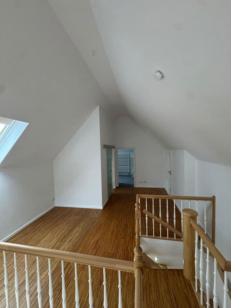 Prenájom bytu 3-izbový 85 m², Fuhlsbütteler Damm 75, Hamburg, Hamburg Prenájom bytu 3-izbový 85 m², Fuhlsbütteler Damm 75, Hamburg, Hamburg