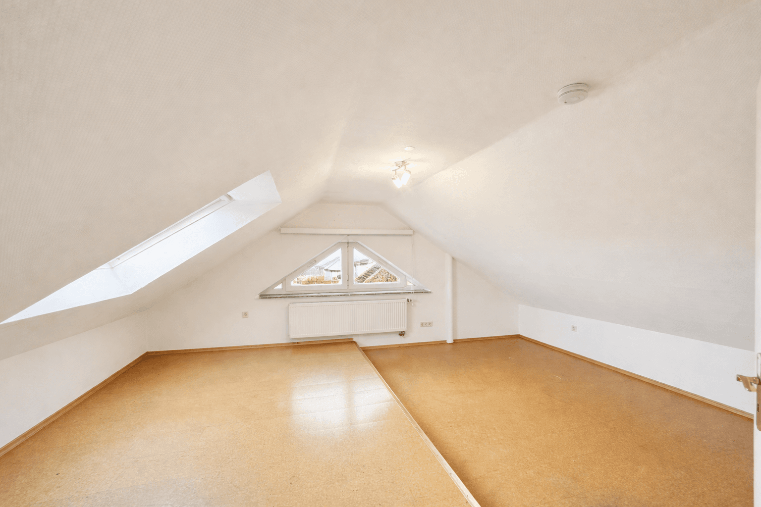 Predaj bytu 4-izbový 120 m², Kelterbergstraße, Gernsbach, Bádensko-Wurttembersko Predaj bytu 4-izbový 120 m², Kelterbergstraße, Gernsbach, Bádensko-Wurttembersko