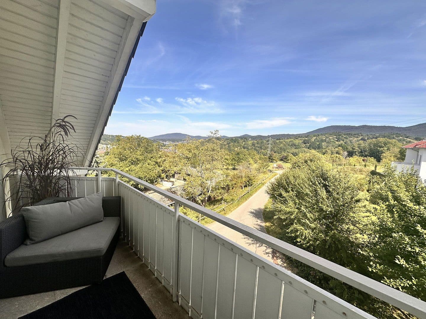 Predaj bytu 4-izbový 120 m², Kelterbergstraße, Gernsbach, Bádensko-Wurttembersko Predaj bytu 4-izbový 120 m², Kelterbergstraße, Gernsbach, Bádensko-Wurttembersko