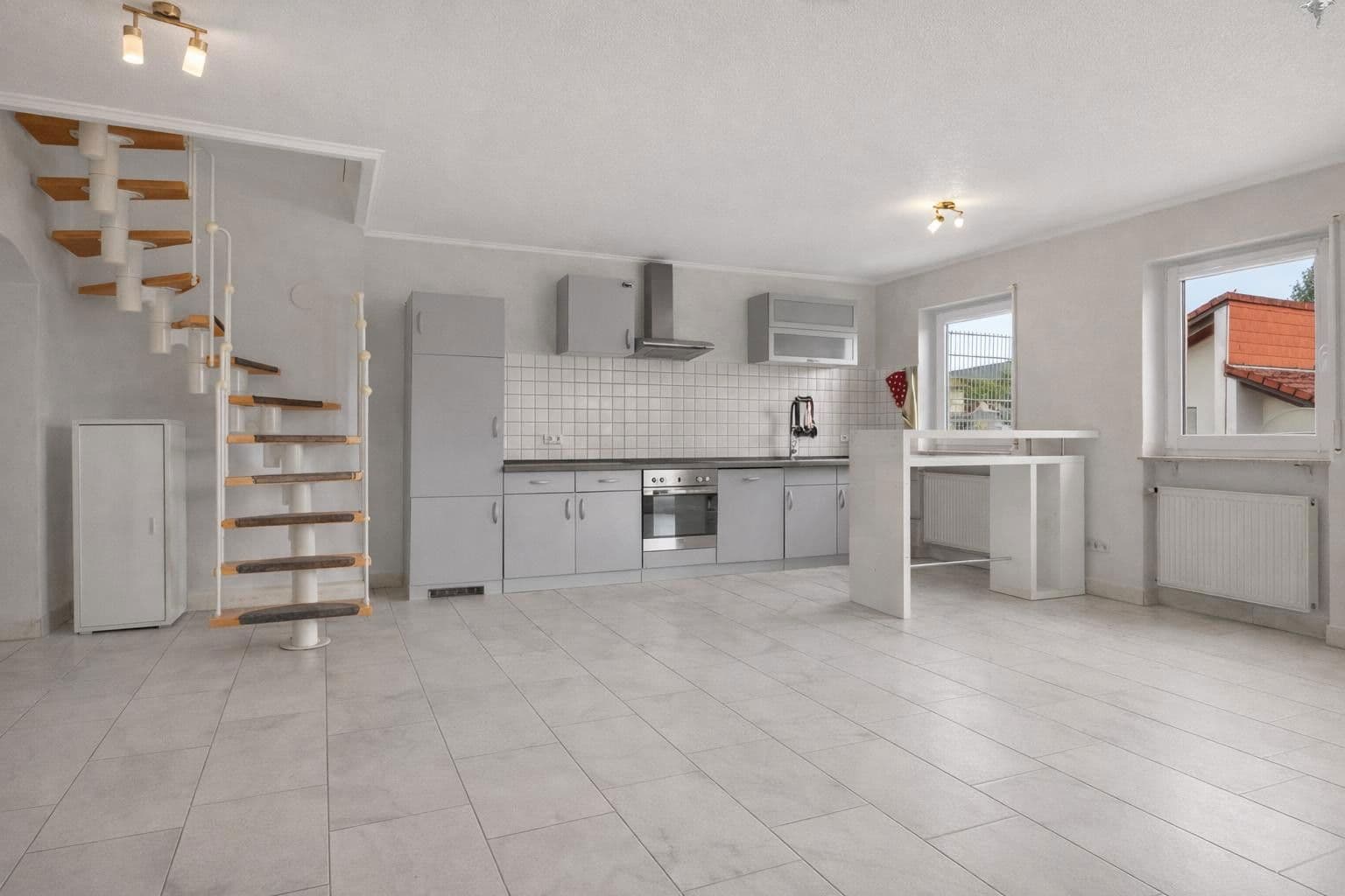 Predaj bytu 4-izbový 120 m², Kelterbergstraße, Gernsbach, Bádensko-Wurttembersko Predaj bytu 4-izbový 120 m², Kelterbergstraße, Gernsbach, Bádensko-Wurttembersko