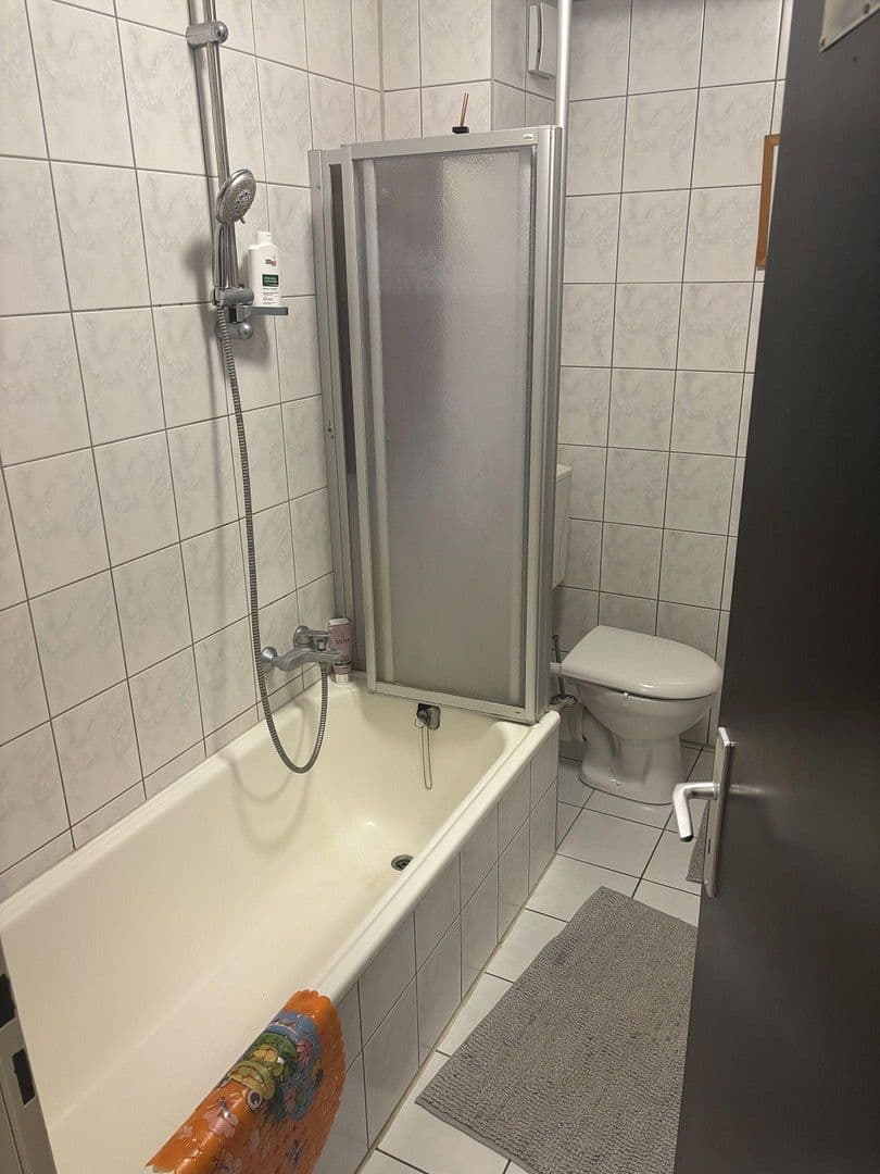 Prenájom bytu 3-izbový 83 m², Usastraße 8a, Neu-Anspach, Hesensko Prenájom bytu 3-izbový 83 m², Usastraße 8a, Neu-Anspach, Hesensko