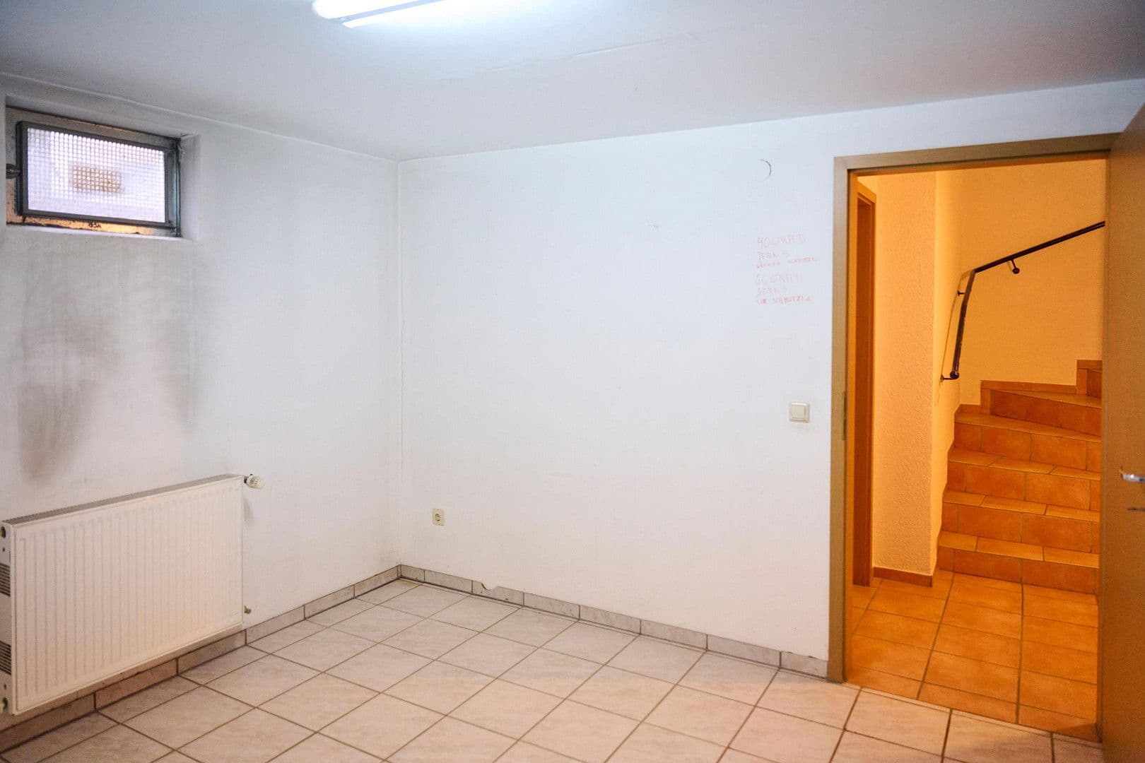 Predaj domu 112 m², pozemek 249 m², Sprendlingen, Porýnie-Falcko Predaj domu 112 m², pozemek 249 m², Sprendlingen, Porýnie-Falcko