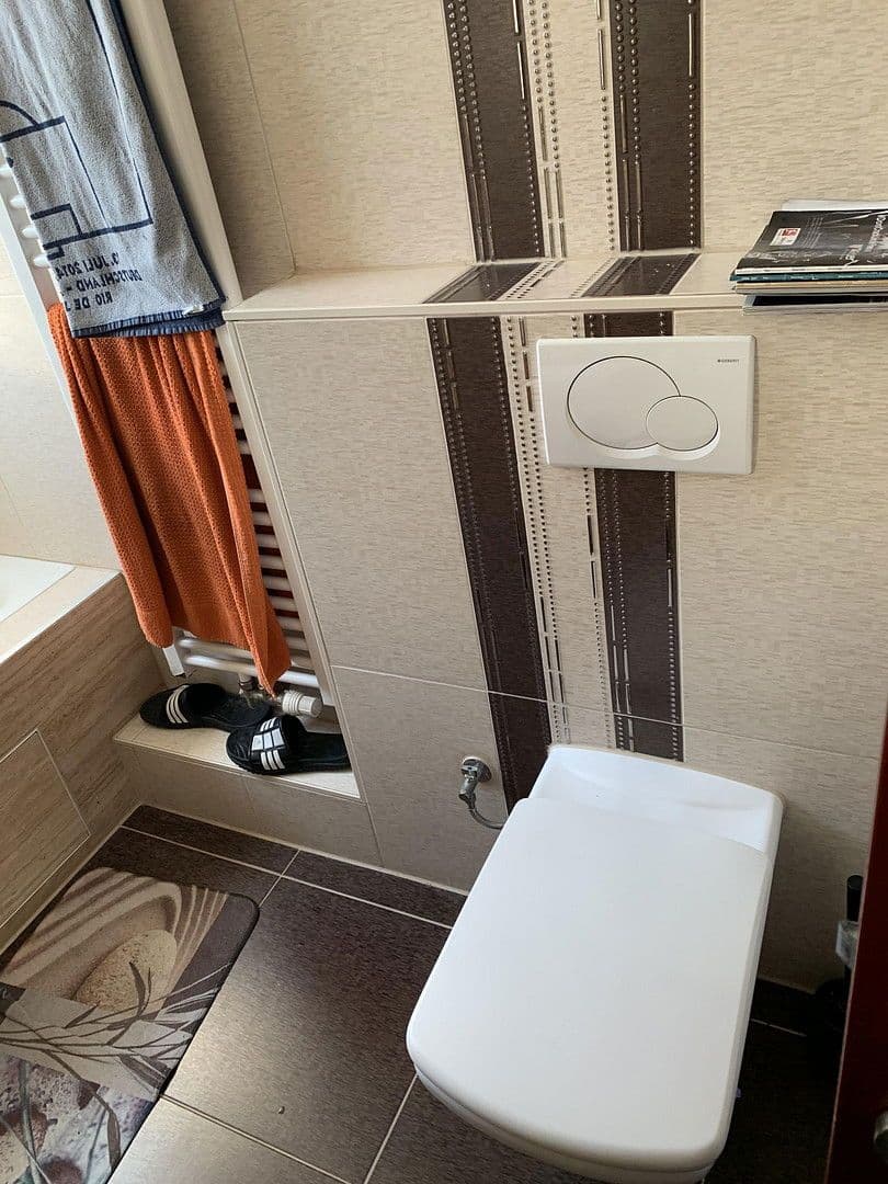 Prenájom bytu 3-izbový 70 m², Hegaustr., Stuttgart, Bádensko-Wurttembersko Prenájom bytu 3-izbový 70 m², Hegaustr., Stuttgart, Bádensko-Wurttembersko