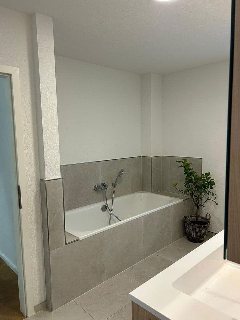 Predaj domu 167 m², pozemek 966 m², Steinen, Bádensko-Wurttembersko Predaj domu 167 m², pozemek 966 m², Steinen, Bádensko-Wurttembersko