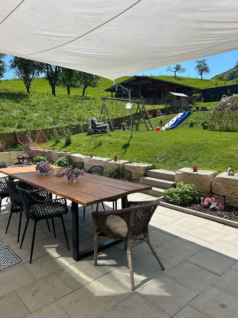 Predaj domu 167 m², pozemek 966 m², Steinen, Bádensko-Wurttembersko Predaj domu 167 m², pozemek 966 m², Steinen, Bádensko-Wurttembersko