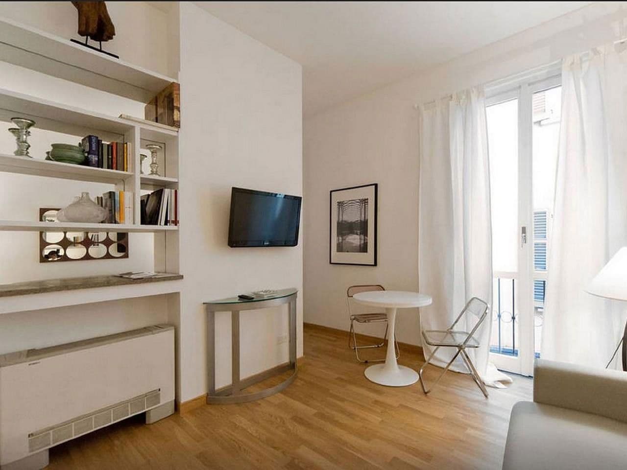 Prenájom bytu 1-izbový 45 m², Am Volkspark, Berlin, Berlín Prenájom bytu 1-izbový 45 m², Am Volkspark, Berlin, Berlín