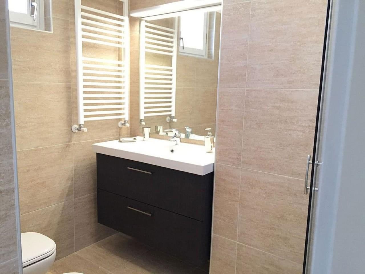 Prenájom bytu 1-izbový 45 m², Am Volkspark, Berlin, Berlín Prenájom bytu 1-izbový 45 m², Am Volkspark, Berlin, Berlín