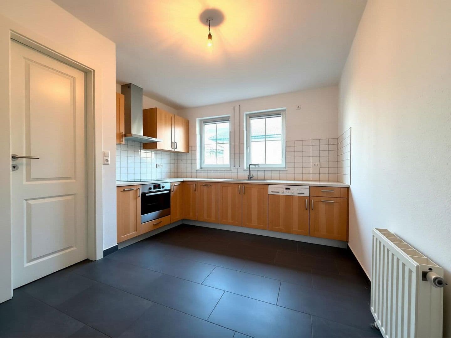 Prenájom bytu 4-izbový 110 m², Udenborner Str. 4, Wabern, Hesensko Prenájom bytu 4-izbový 110 m², Udenborner Str. 4, Wabern, Hesensko