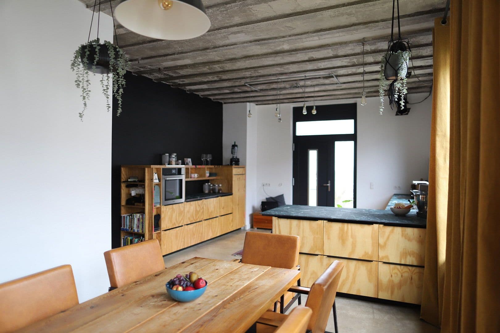 Predaj domu 189 m², pozemek 519 m², Wegelnburgstraße 54, Ludwigshafen, Porýnie-Falcko Predaj domu 189 m², pozemek 519 m², Wegelnburgstraße 54, Ludwigshafen, Porýnie-Falcko