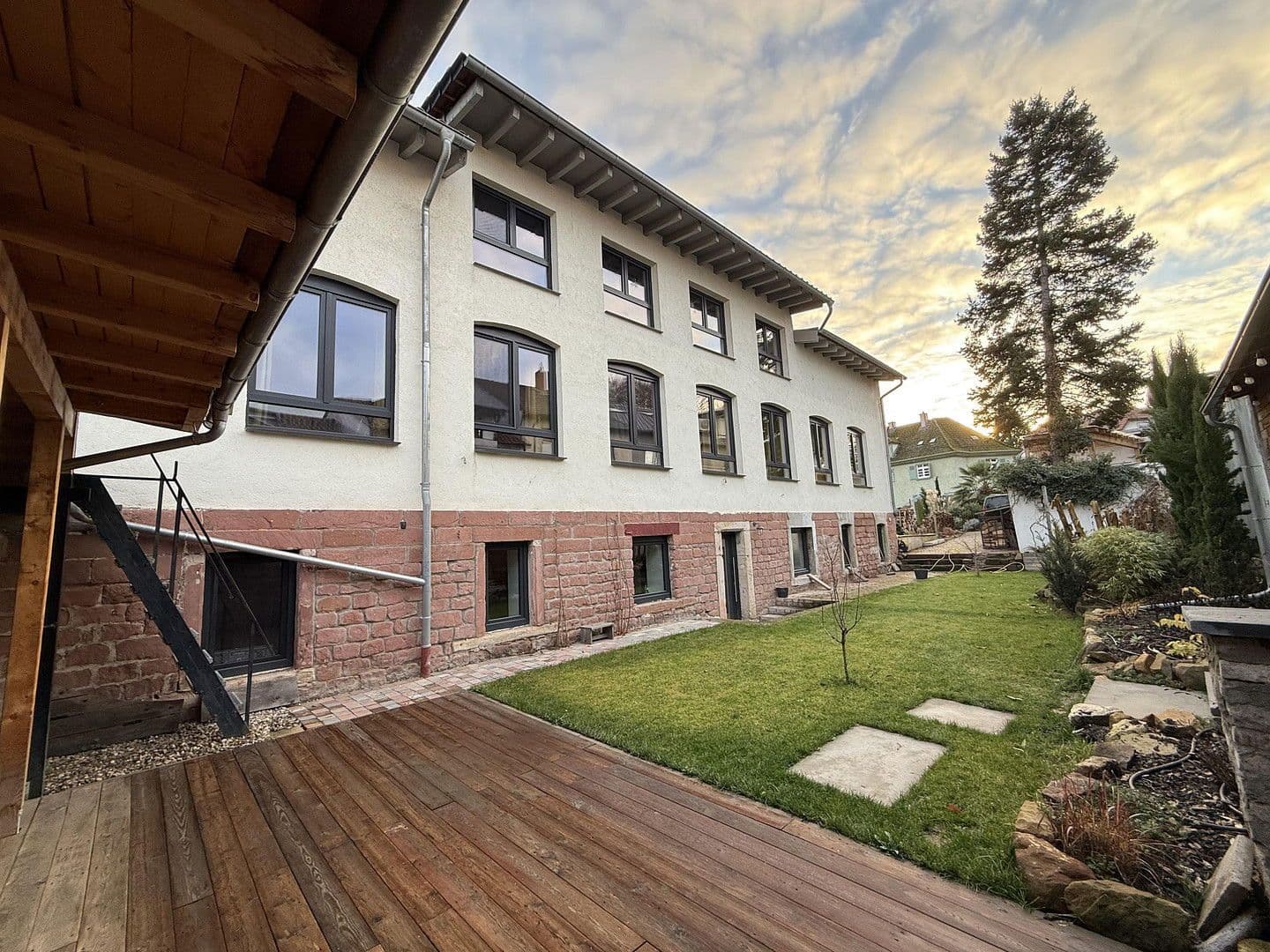 Predaj domu 189 m², pozemek 519 m², Wegelnburgstraße 54, Ludwigshafen, Porýnie-Falcko Predaj domu 189 m², pozemek 519 m², Wegelnburgstraße 54, Ludwigshafen, Porýnie-Falcko