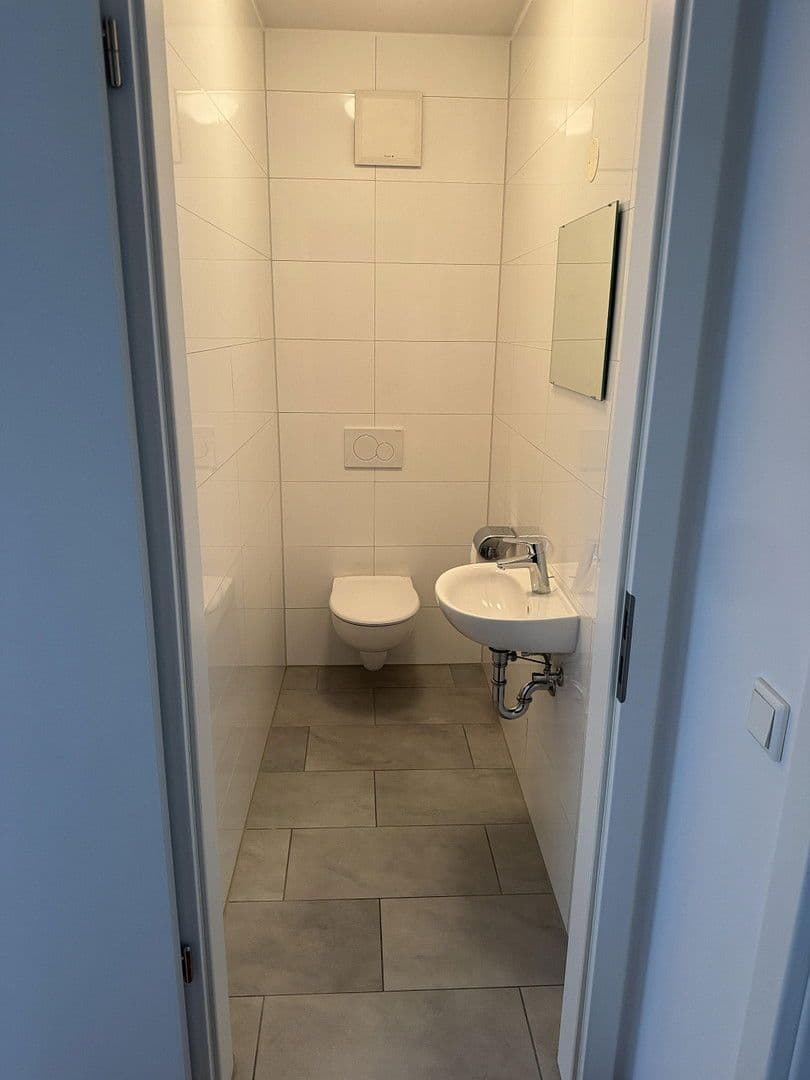 Prenájom bytu 3-izbový 115 m², Wilhelmstr 3, Freiburg, Bádensko-Wurttembersko Prenájom bytu 3-izbový 115 m², Wilhelmstr 3, Freiburg, Bádensko-Wurttembersko