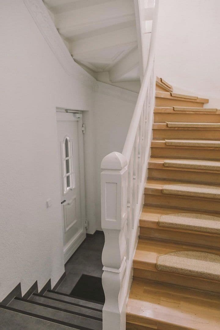 Prenájom bytu 3-izbový 140 m², Hanau, Hesensko Prenájom bytu 3-izbový 140 m², Hanau, Hesensko