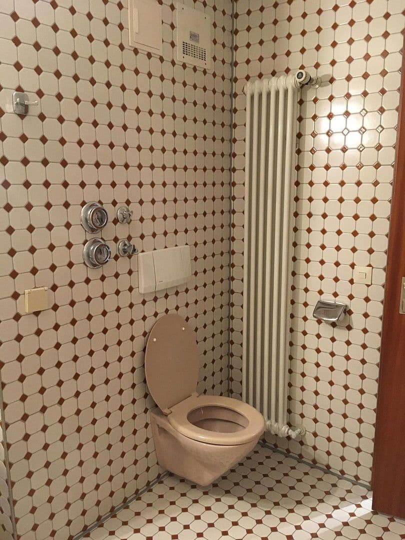 Predaj bytu 2-izbový 87 m², Mörikestraße 7–11, Tübingen, Bádensko-Wurttembersko Predaj bytu 2-izbový 87 m², Mörikestraße 7–11, Tübingen, Bádensko-Wurttembersko