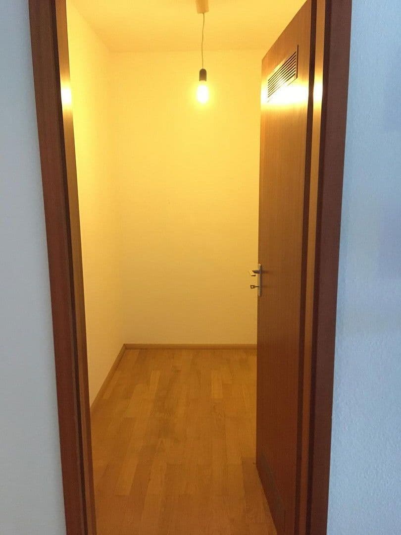 Predaj bytu 2-izbový 87 m², Mörikestraße 7–11, Tübingen, Bádensko-Wurttembersko Predaj bytu 2-izbový 87 m², Mörikestraße 7–11, Tübingen, Bádensko-Wurttembersko