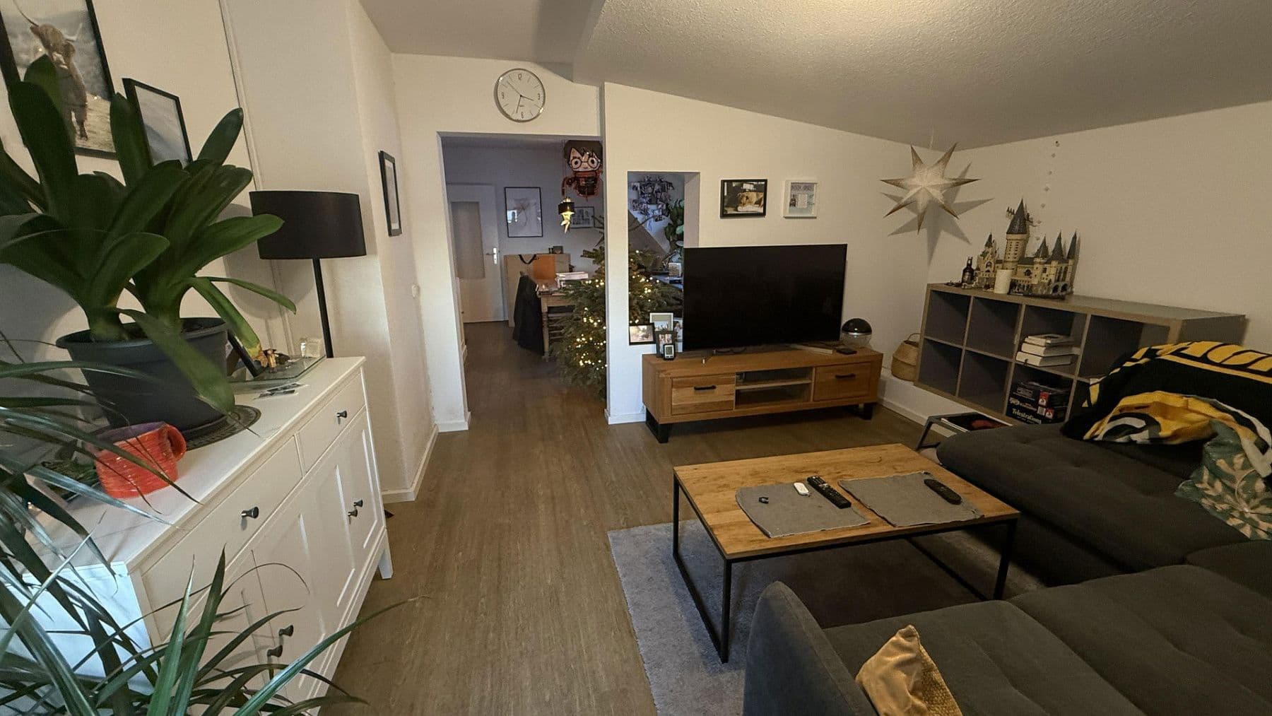 Prenájom bytu 2-izbový 70 m², Köln, Severné Porýnie - Westfálsko Prenájom bytu 2-izbový 70 m², Köln, Severné Porýnie - Westfálsko