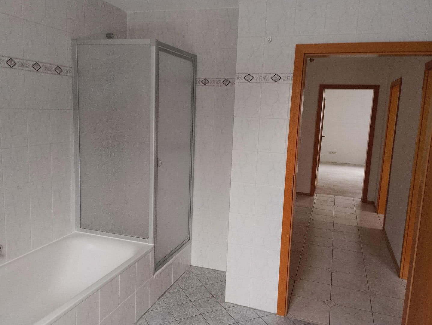 Prenájom bytu 2-izbový 66 m², Großostheim, Bavorsko Prenájom bytu 2-izbový 66 m², Großostheim, Bavorsko