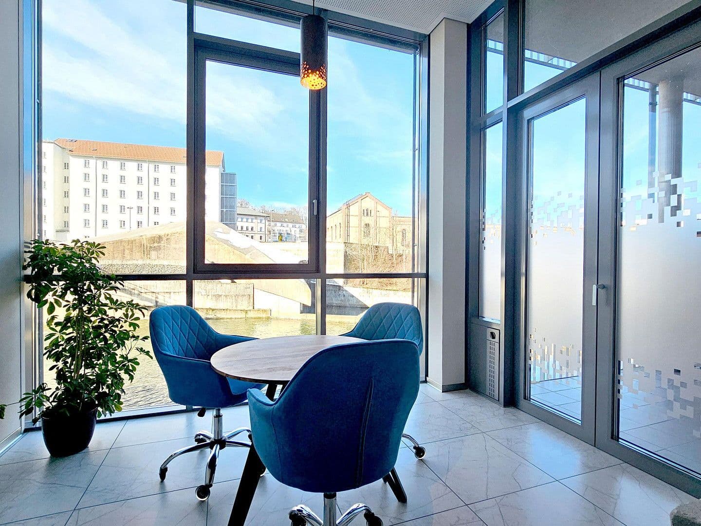 Prenájom kancelárie 99 m², Kempten (Allgäu), Bavorsko Prenájom kancelárie 99 m², Kempten (Allgäu), Bavorsko