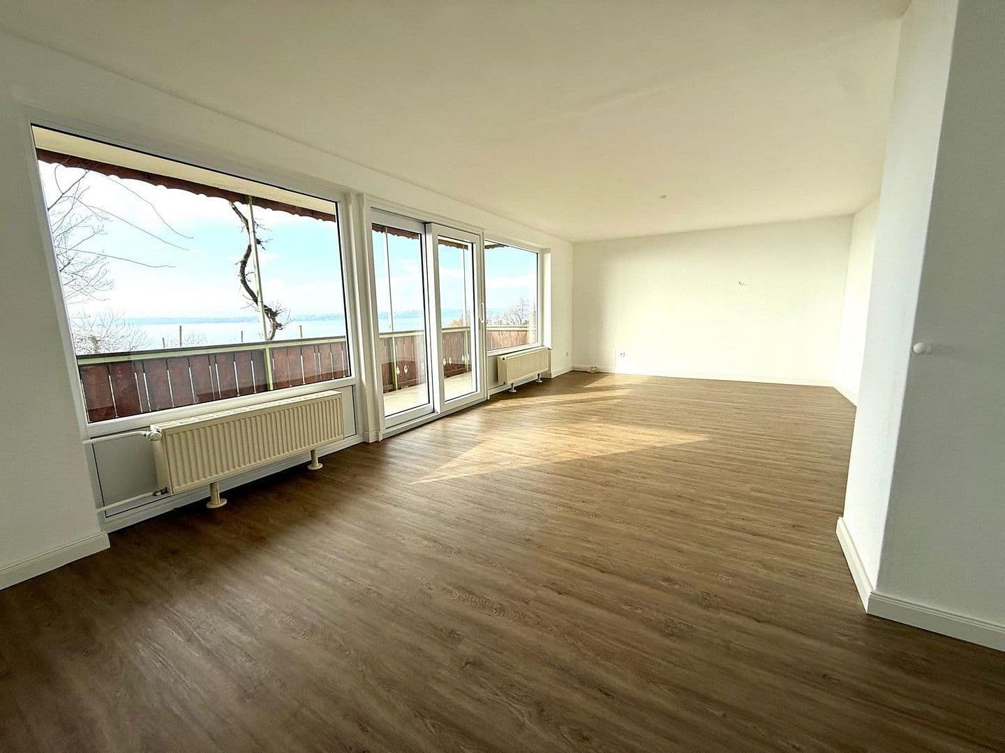 Prenájom bytu 3-izbový 93 m², Droste-Hülshoff-Weg 34, Meersburg, Bádensko-Wurttembersko Prenájom bytu 3-izbový 93 m², Droste-Hülshoff-Weg 34, Meersburg, Bádensko-Wurttembersko