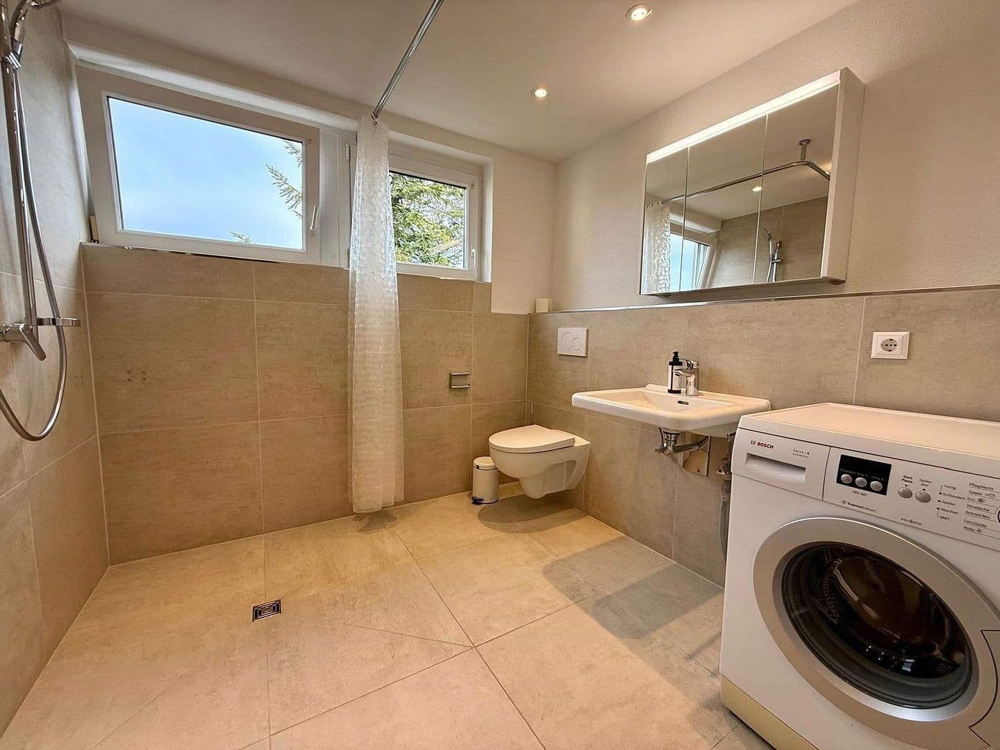 Prenájom bytu 3-izbový 93 m², Droste-Hülshoff-Weg 34, Meersburg, Bádensko-Wurttembersko Prenájom bytu 3-izbový 93 m², Droste-Hülshoff-Weg 34, Meersburg, Bádensko-Wurttembersko